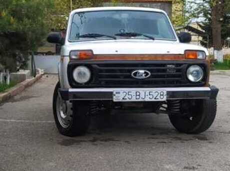 LADA (VAZ) Niva 2013