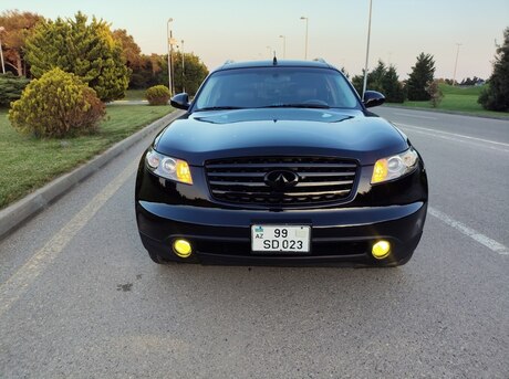 Infiniti FX35 2006