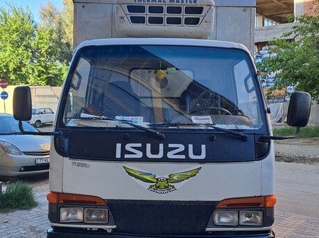 Isuzu NKR 55 L 2008