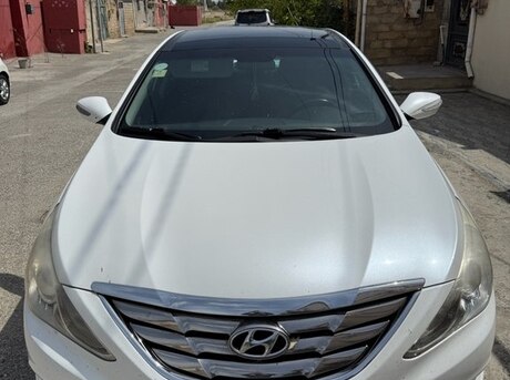Hyundai Sonata 2010