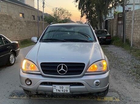 Mercedes ML 320 4MATIC 2001