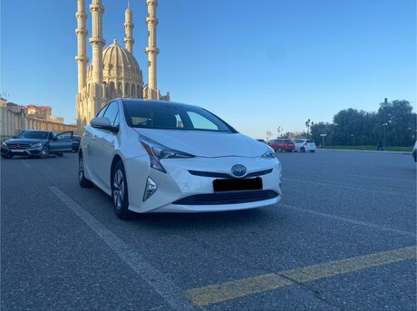 Toyota Prius 2018