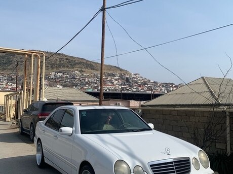 Mercedes E 320 2001