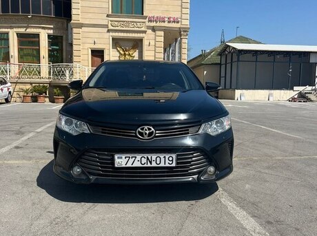 Toyota Camry 2016
