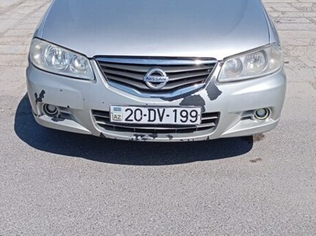 Nissan Sunny 2010