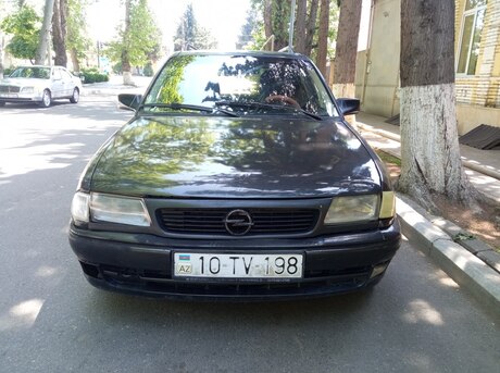 Opel Astra 1995