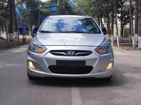 Hyundai Accent 2011