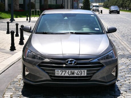 Hyundai Elantra 2018