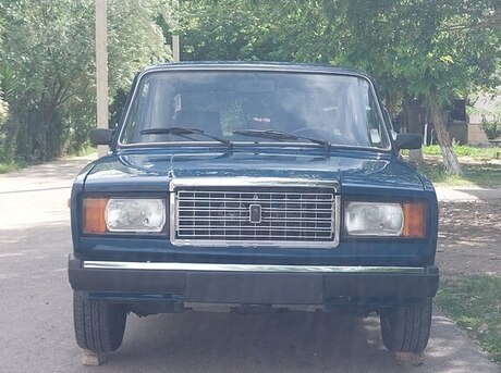 LADA (VAZ) 2107 2001