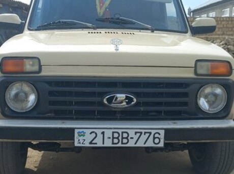 LADA (VAZ) Niva 1986