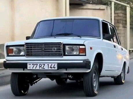 LADA (VAZ) 2107 2011