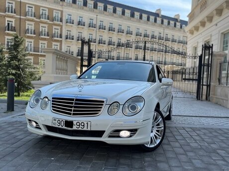 Mercedes E 230