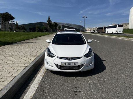 Hyundai Elantra 2012