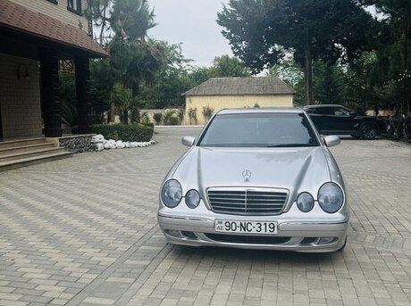 Mercedes E 270 2001