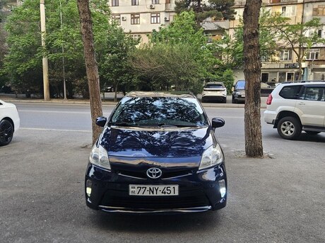 Toyota Prius 2012