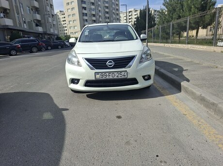Nissan Sunny 2013