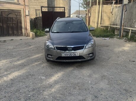 Kia Ceed 2011