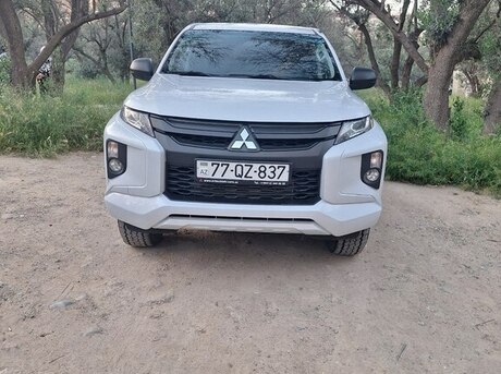 Mitsubishi L200 2022