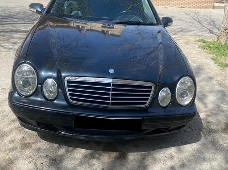 Mercedes  2001