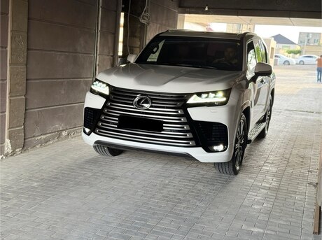 Lexus LX 500d