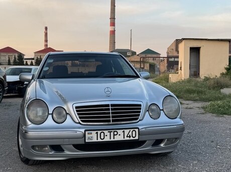 Mercedes E 240 2000