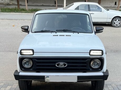 LADA (VAZ) Niva 2013
