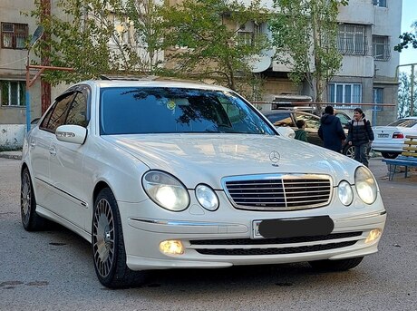 Mercedes E 320 2003