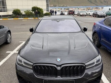 BMW 530e 2021