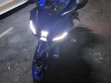 Yamaha R15 V4 2024