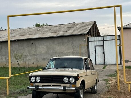 LADA (VAZ) 2106 1990