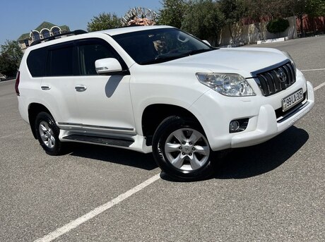 Toyota Land Cruiser Prado 2012
