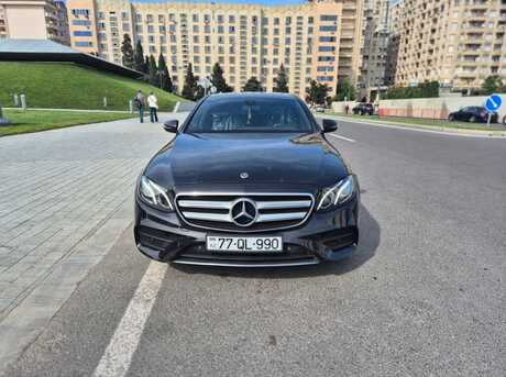 Mercedes E 200 4MATIC 2018