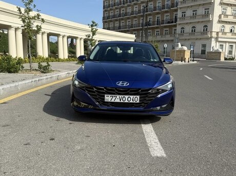 Hyundai Elantra 2022