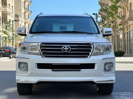 Toyota Land Cruiser 2013