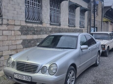 Mercedes E 200 2000