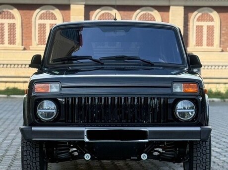 LADA (VAZ) Niva 2025