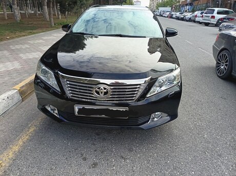 Toyota Camry 2014