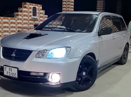 Mitsubishi Airtrek 2004