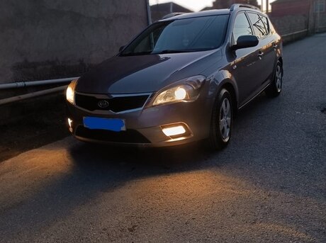 Kia Ceed 2010