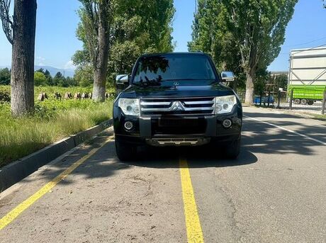 Mitsubishi Pajero 2007