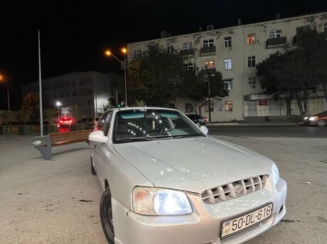 Hyundai Accent 2002