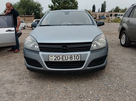 Opel Astra 2004