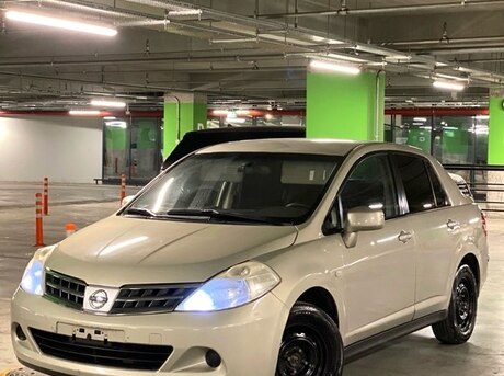 Nissan Tiida 2007