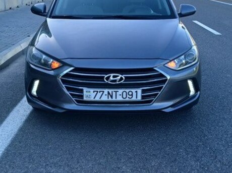 Hyundai Elantra 2018