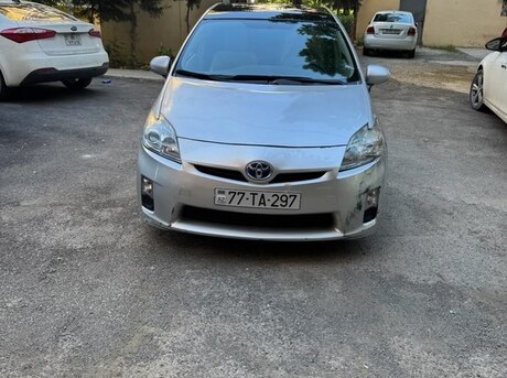 Toyota Prius 2011