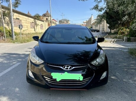 Hyundai Elantra 2013