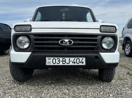 LADA (VAZ) Niva 2013
