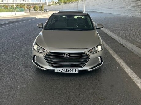 Hyundai Elantra 2017