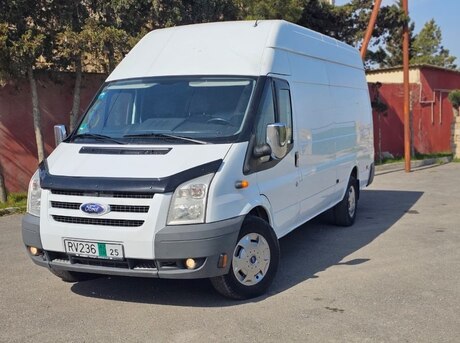 Ford Transit 2010