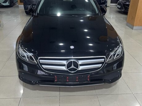 Mercedes E 220 2016